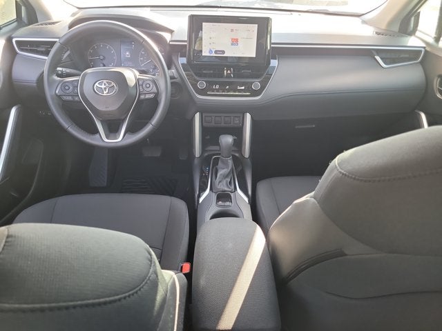 2025 Toyota Corolla Cross LE
