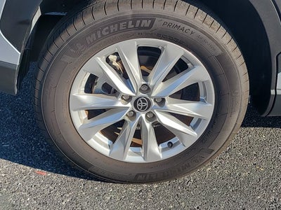 2025 Toyota Corolla Cross LE