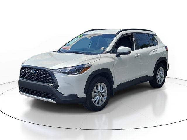2024 Toyota Corolla Cross LE