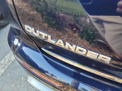 2023 Mitsubishi Outlander SEL