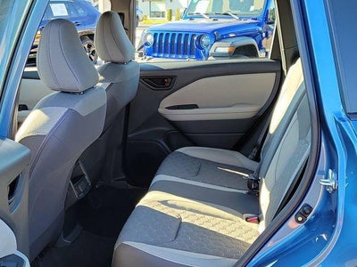 2025 Subaru Forester Base