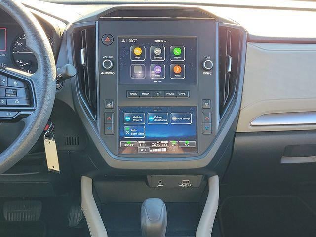 2025 Subaru Forester Base