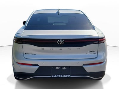 2026 Toyota CROWN XLE