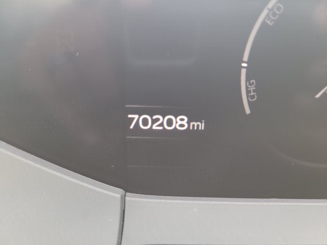 2025 Toyota Prius LE