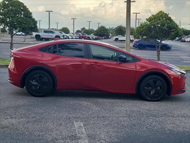 2025 Toyota Prius LE