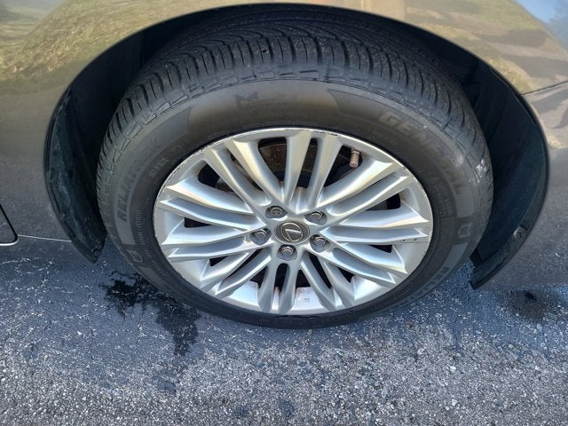 2013 Lexus ES 350 4dr Sdn