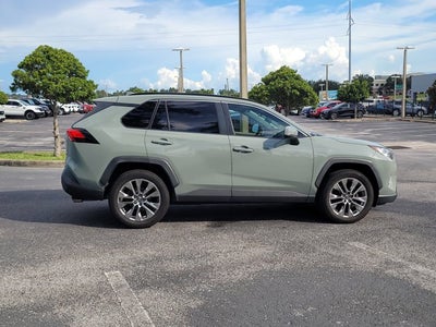 2021 Toyota RAV4 XLE Premium