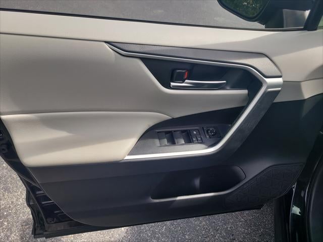 2021 Toyota RAV4 Hybrid Hybrid XLE