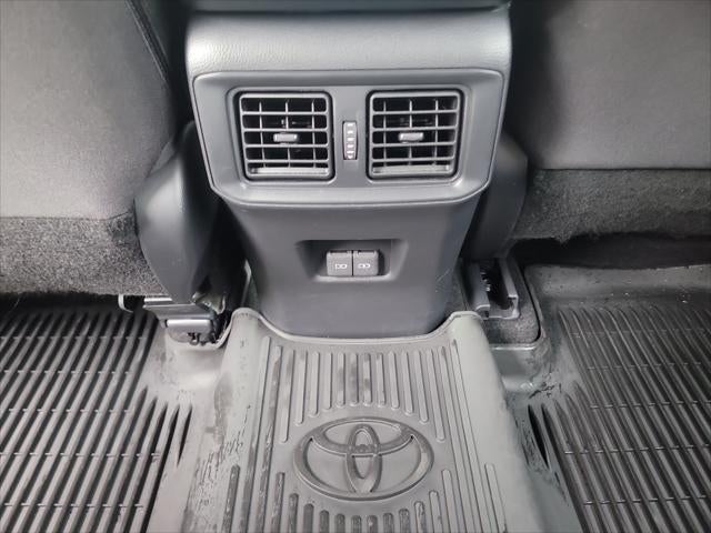 2025 Toyota RAV4 HYBRID Hybrid XLE