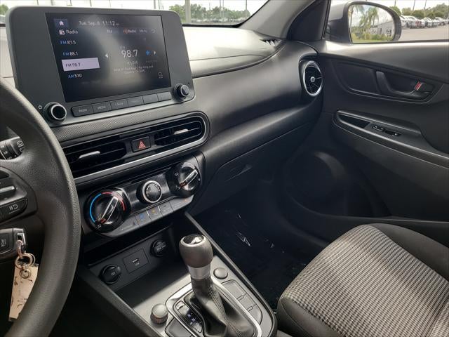 2022 Hyundai Kona SE