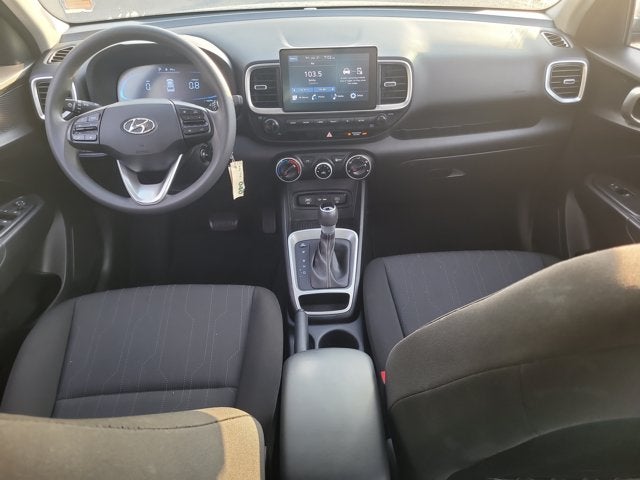 2025 Hyundai Venue SE