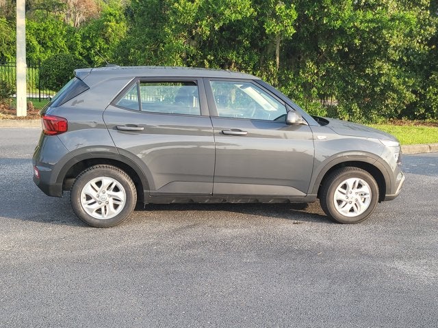 2025 Hyundai Venue SE