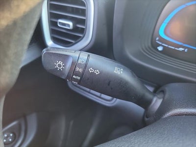 2025 Hyundai Venue SE