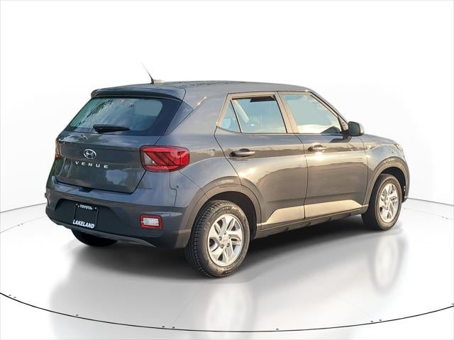 2025 Hyundai Venue SE