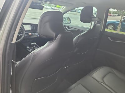2023 Kia Niro SX