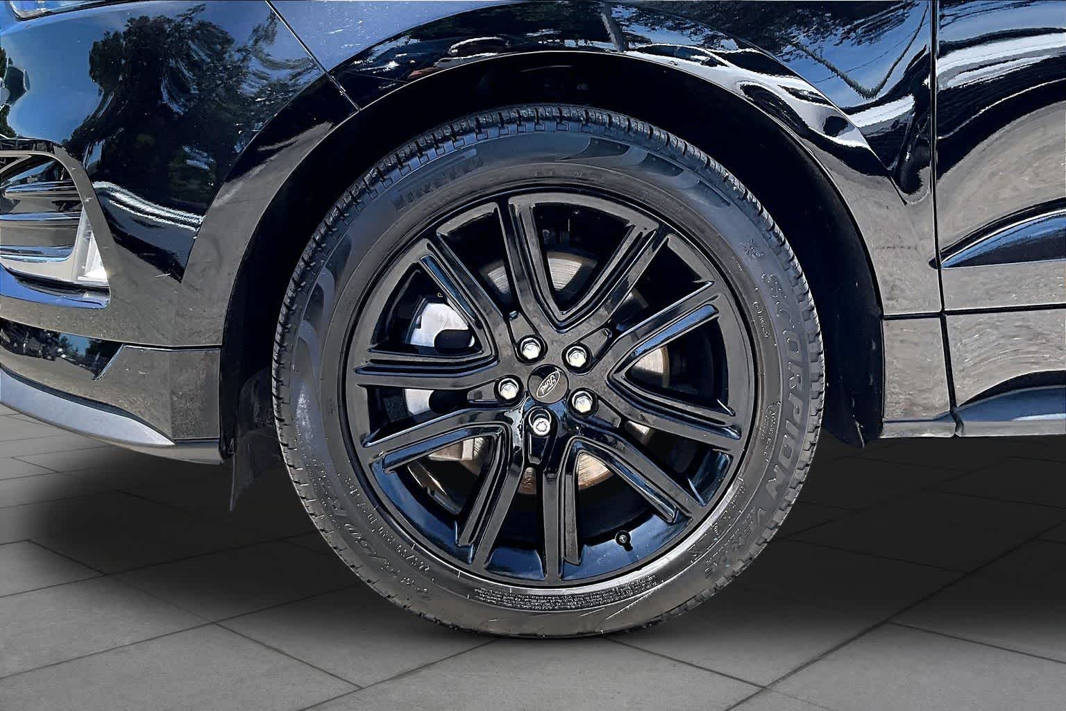 2022 Ford Edge ST-Line