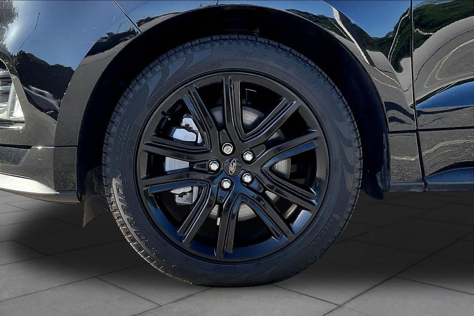 2022 Ford Edge ST-Line