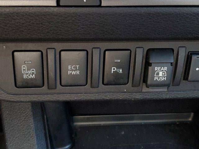 2022 Toyota Tacoma 2WD SR5