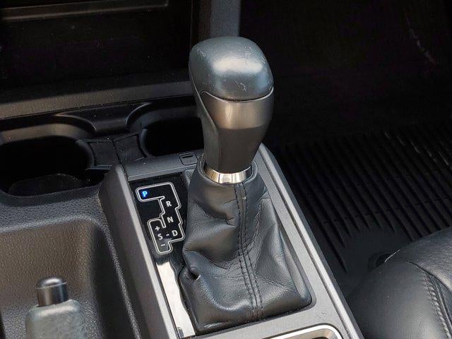 2022 Toyota Tacoma 2WD SR5