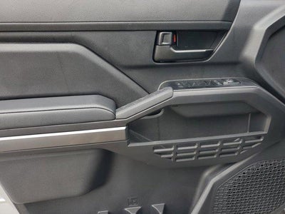 2025 Toyota Tacoma 4WD SR5