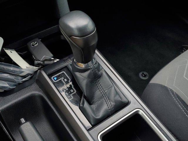 2021 Toyota Tacoma 2WD SR5