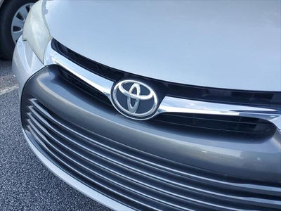2016 Toyota Camry XLE