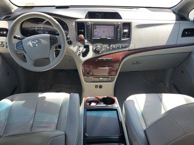 2011 Toyota Sienna XLE AAS