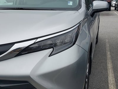 2024 Toyota Sienna XLE