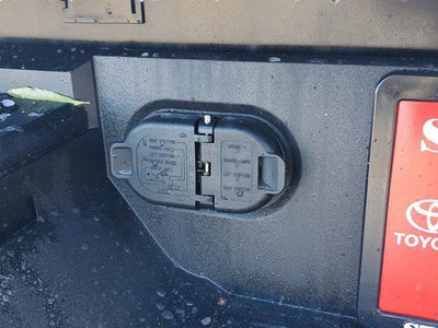 2022 Toyota Tundra 2WD SR5