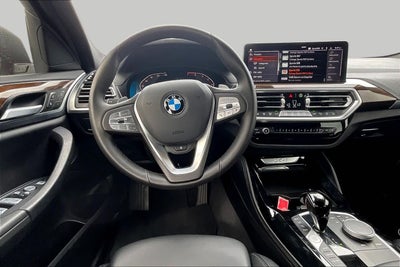 2024 BMW X4 xDrive30i