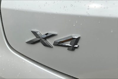 2024 BMW X4 xDrive30i