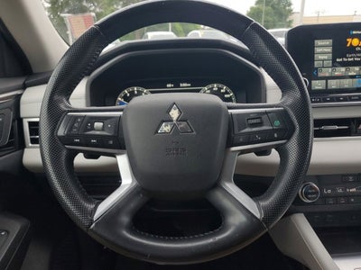 2022 Mitsubishi Outlander SEL