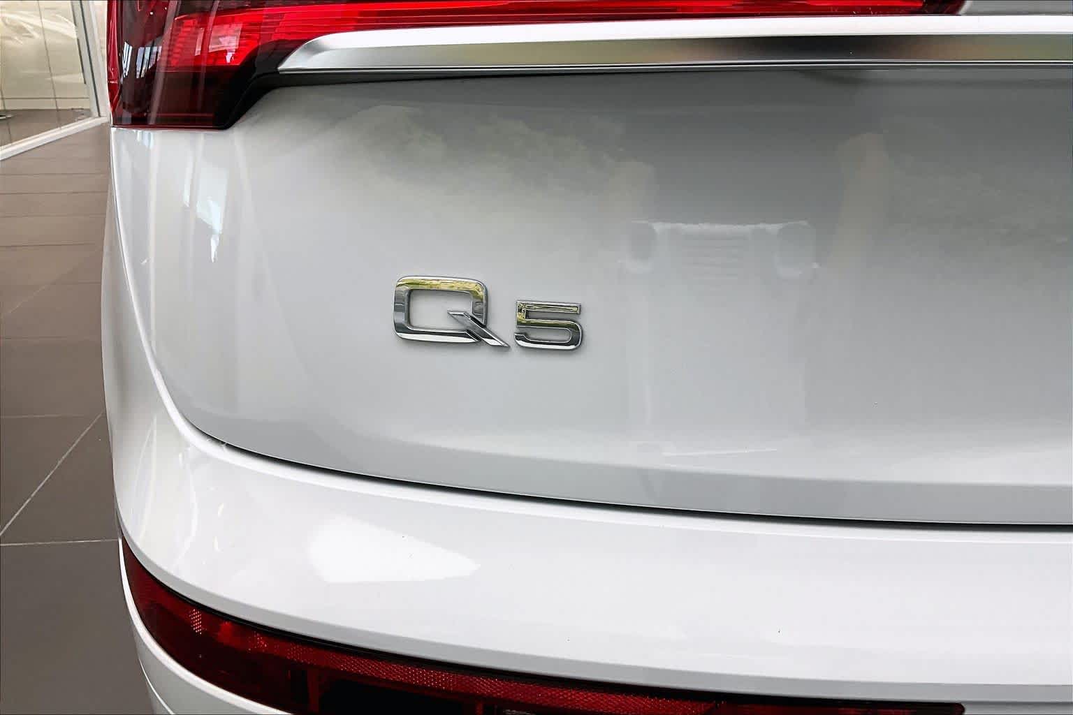 2023 Audi Q5 Premium Plus