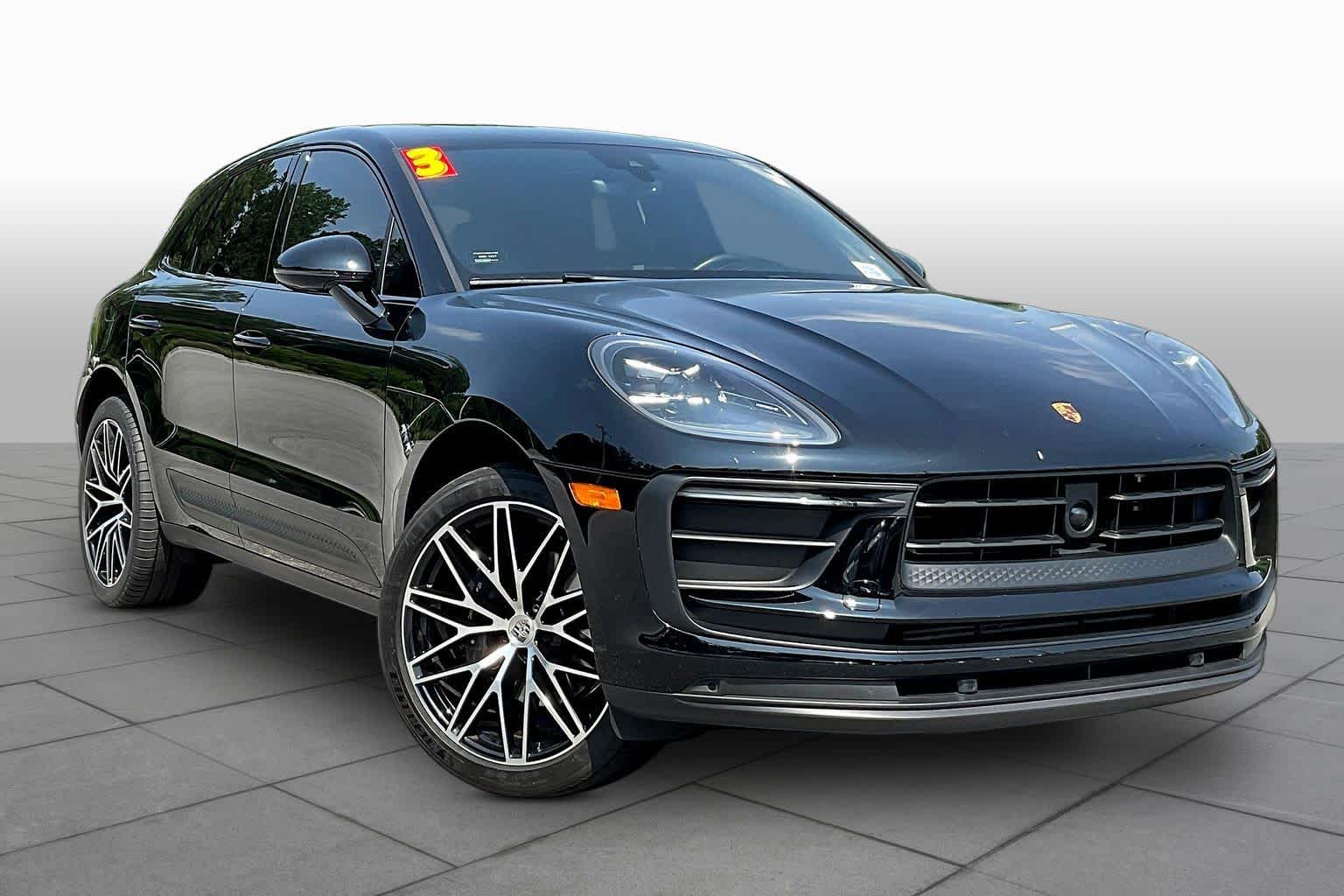 2023 Porsche Macan T