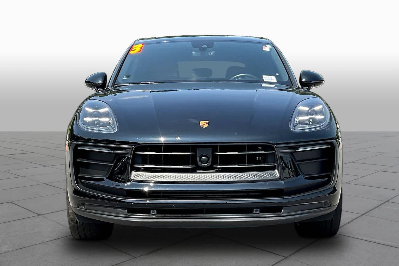 2023 Porsche Macan T