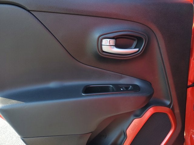 2017 Jeep Renegade Trailhawk