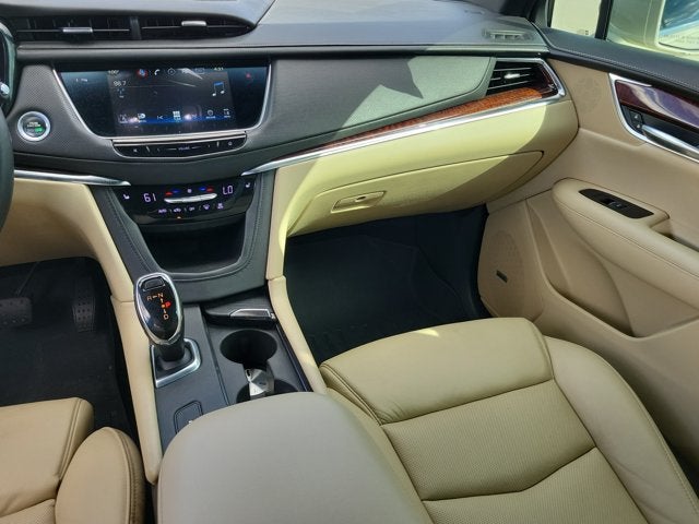 2017 Cadillac XT5 Luxury FWD