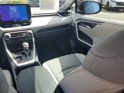 2025 Toyota RAV4 XLE Premium