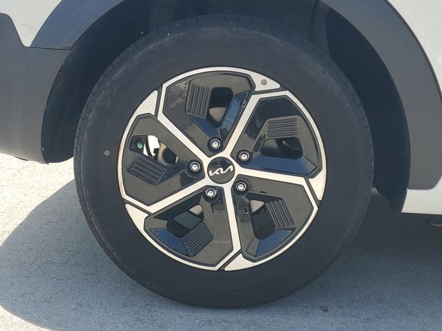 2024 Kia Niro LX