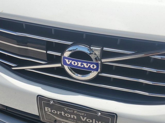 2016 Volvo XC60 T5 Platinum