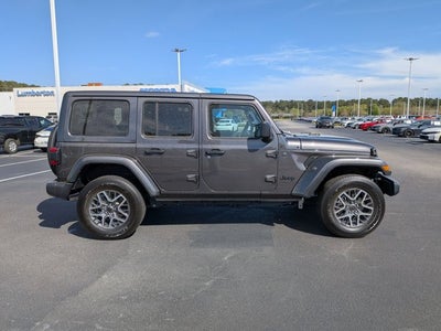 2025 Jeep Wrangler Sahara