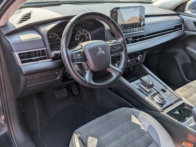2024 Mitsubishi Outlander SE Black Edition