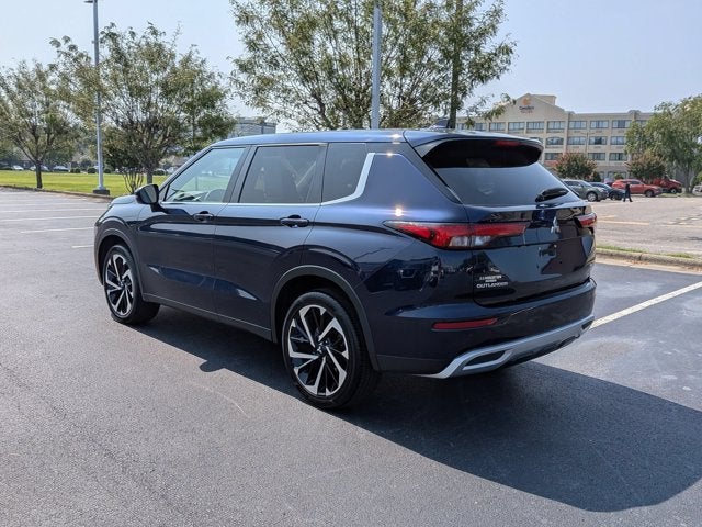 2024 Mitsubishi Outlander SE Black Edition