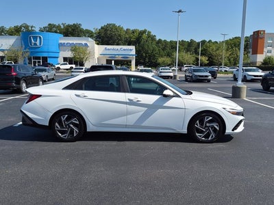 2024 Hyundai Elantra Limited