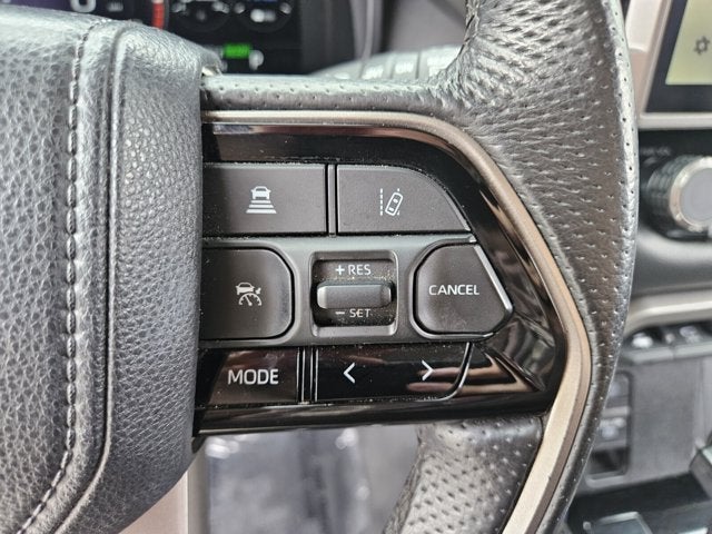 2023 Toyota Sequoia SR5