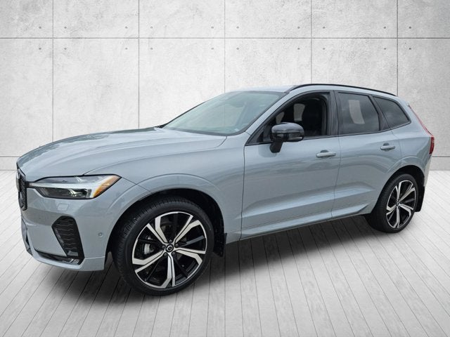 2024 Volvo XC60 Ultimate Dark Theme