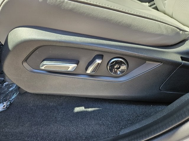 2025 Acura MDX w/Technology Package