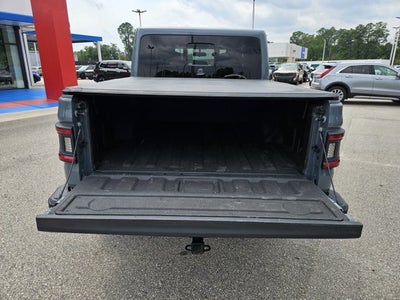 2024 Jeep Gladiator Nighthawk