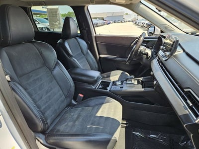 2022 Mitsubishi Outlander SE