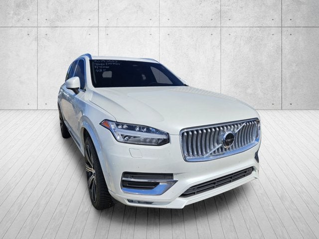 2024 Volvo XC90 Plus Bright Theme